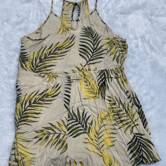 Taylor & Sage Beaded Romper - Picture 4 of 12